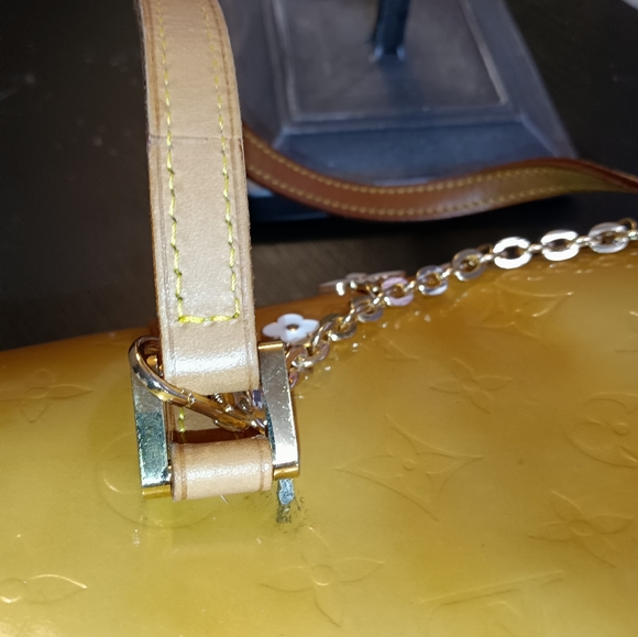 Authentic Louis Vuitton Vernis Bag - Picture 8 of 11